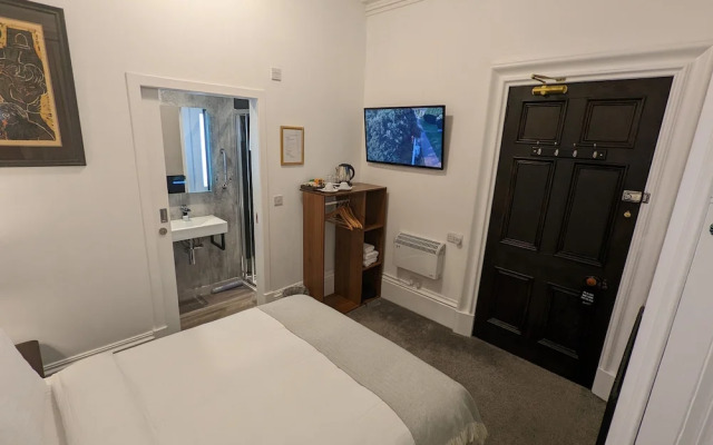 Cambeth Lodge Guesthouse