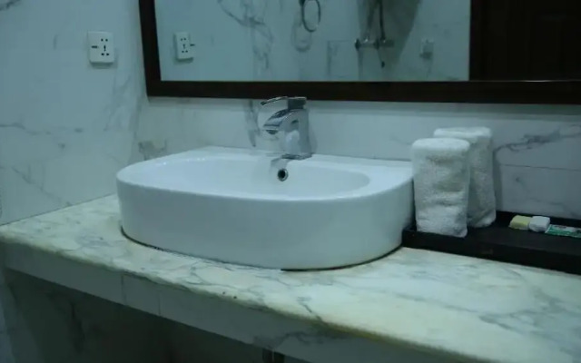 Al Nafoura Hotel Lahore