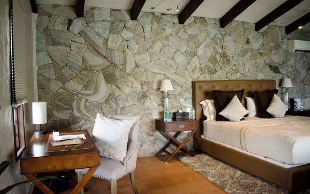 Secret Harbour Boutique Hotel and Marina