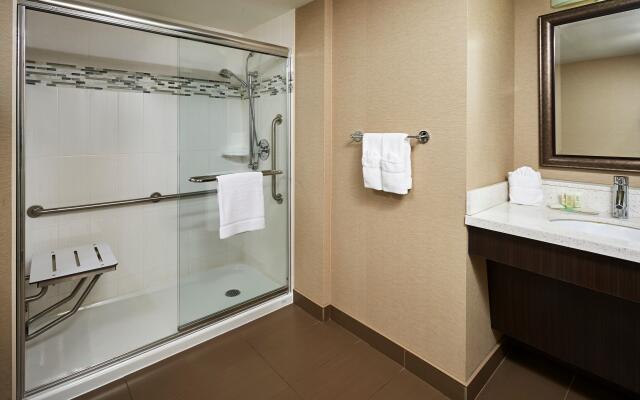 Staybridge Suites Hamilton Downtown by IHG