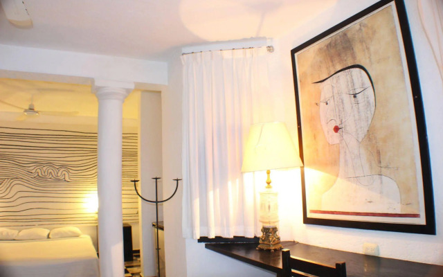 Maya del Mar on Fifth Avenue