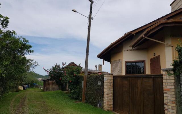 Casa da Márcia - Guarda do Embaú
