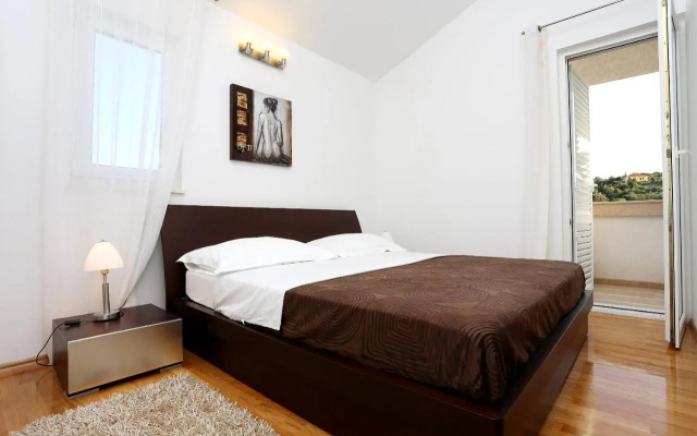Apartments by the sea Zecevo Rtic, Rogoznica - 10333