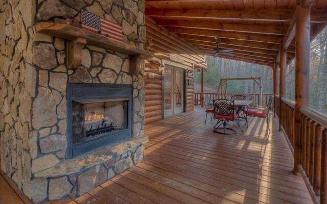 Colby's Cabin by Escape to Blue Ridge