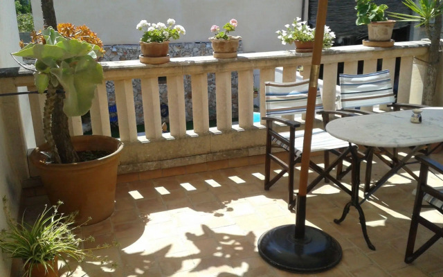 Casa Dorfhaus Porreras