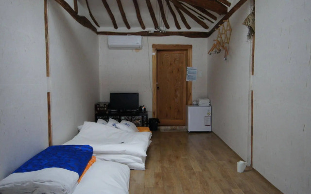 1928 Suimmaru Hanok Guesthouse