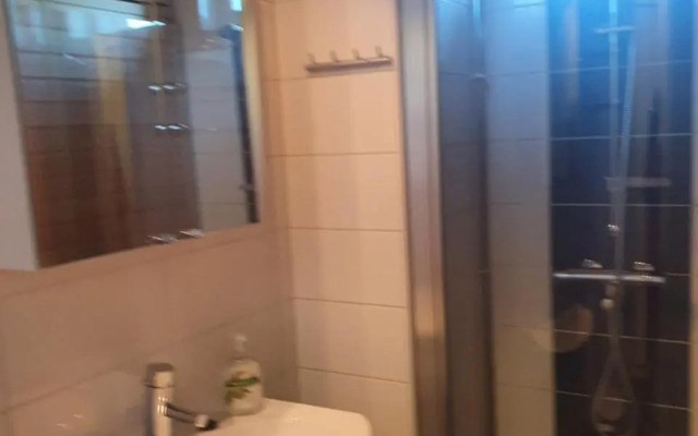 Moderni, viihtyisä pikkukaksio saunalla