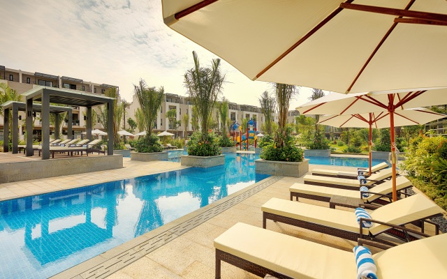Royal Lotus Ha Long Resort and Villas