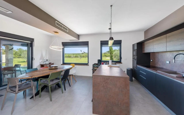Villa Stellar