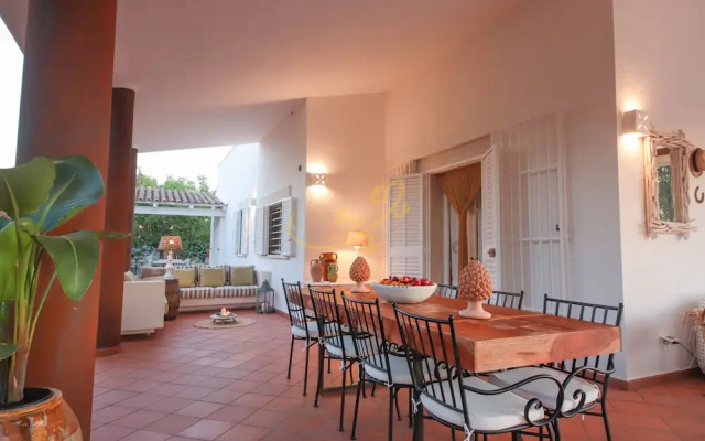TD Villa Marinesca Typical Villa with Pool