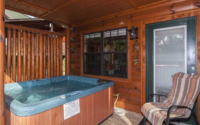 Kissing Retreat - Two Bedroom Cabin