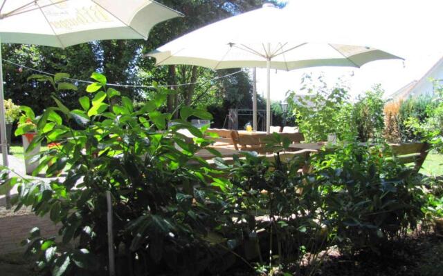 "Unter den Kastanien"