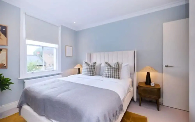 The Latimer Wonder - Stunning 5bdr House With Garden