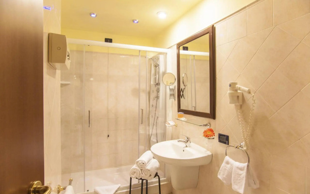 Hotel Tuscolana