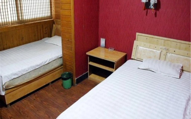 Tianyahaijiao Business Hotel