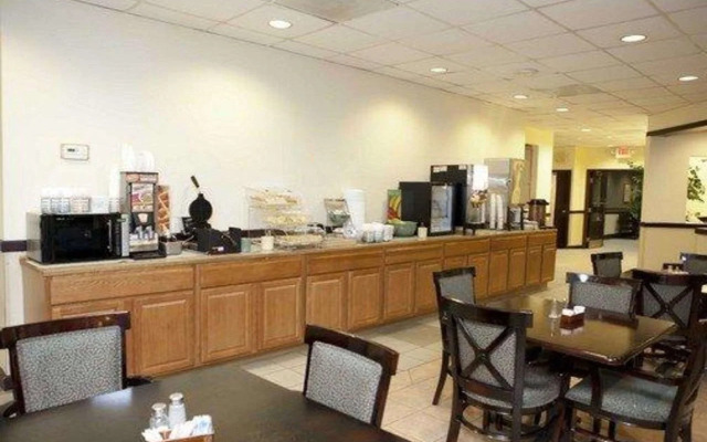 Quality Inn Morganton Southeast