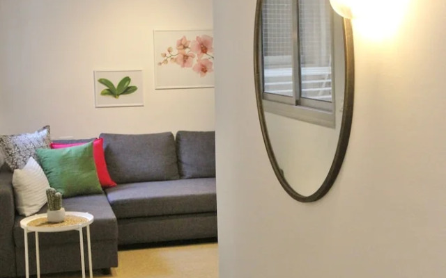 2R full of charm and style at heart of Florentine