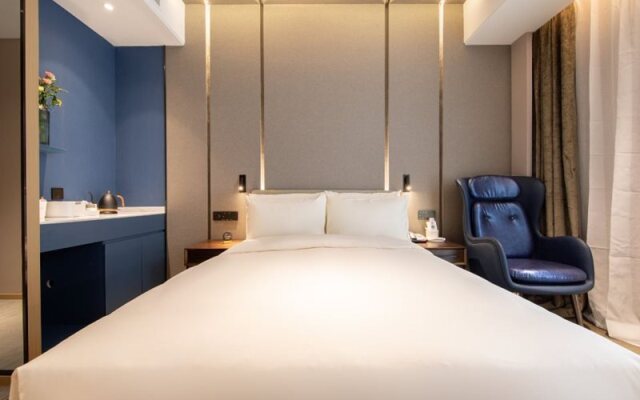 Atour Hotel Xiamen Jimeihu Business Center