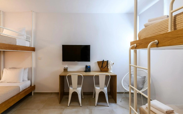 Mykonaki Hotel
