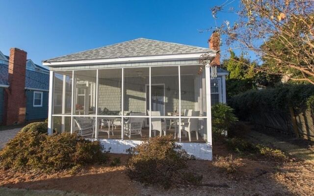 Kloeppel 3 Bedroom Home by Redawning