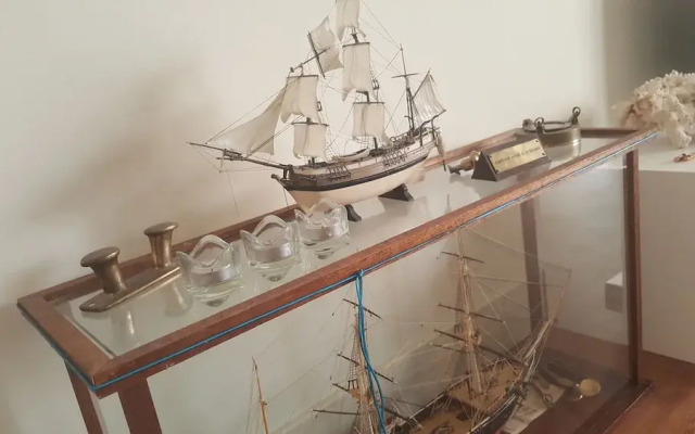 Captain's Luxury Suite