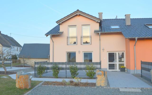 Comfortable Holiday Home in Ellscheid with Garden