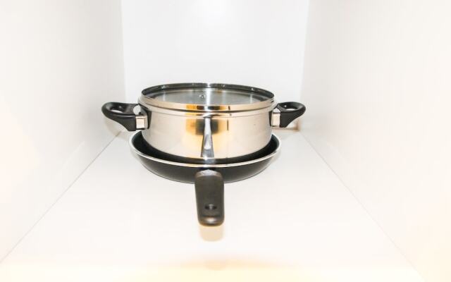 Studio Near Shopping Center Grand Kamala Lagoon Apartment