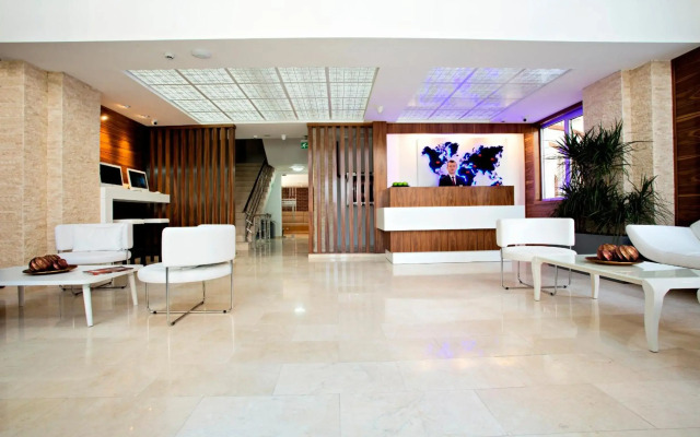End Glory Hotel