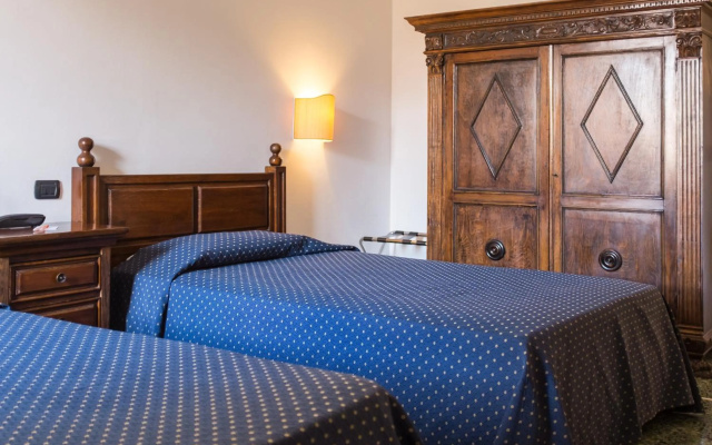 Hotel Titano