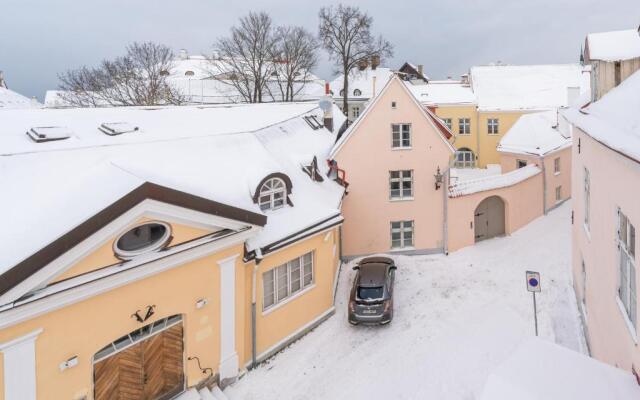 Old Town - Premium Medieval House