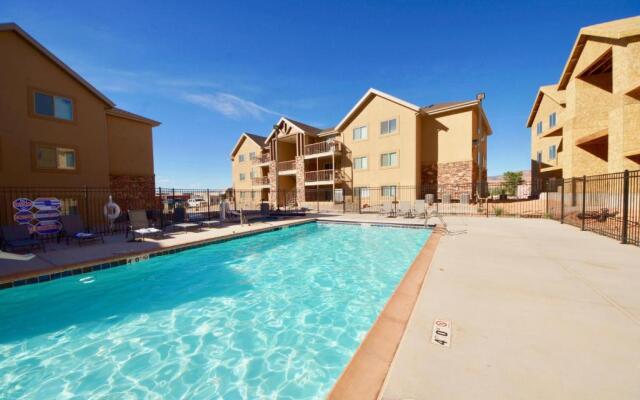 Red Cliff Condos ~ 6I