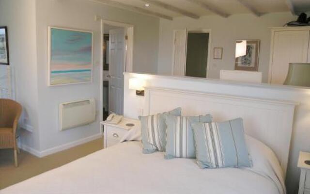 Woodlands Country House