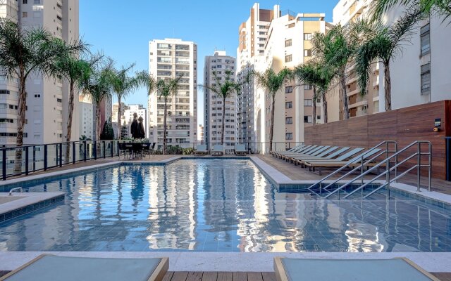 Studio com piscina aquecida e AC
