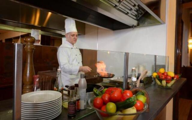 Hunguest Grandhotel Galya****