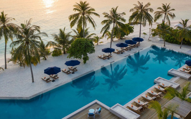 Emerald Faarufushi Resort & Spa