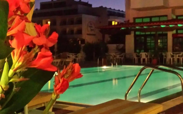 Philippos Studios & Apartments