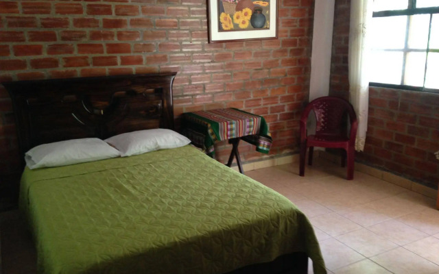 Los Huingos Eco Lodge