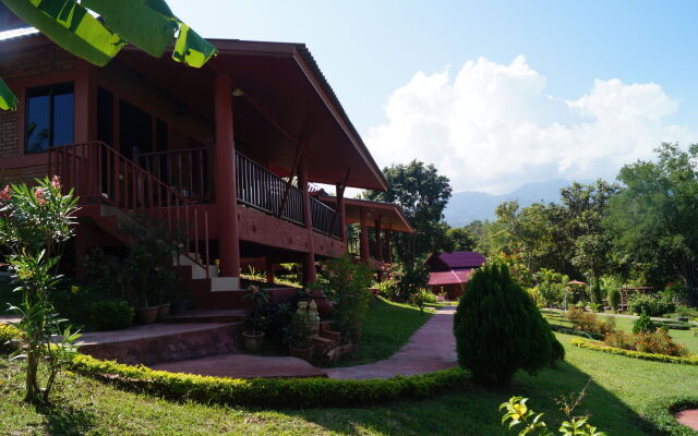 Ban Rai Tin Thai Ngarm Eco Lodge