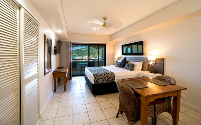 Portside Whitsunday Hotel