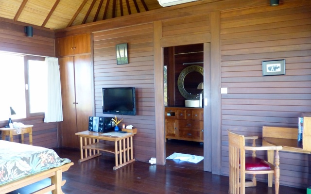 Gajah Mina Beach Resort – Guest Rooms – Perean Tengah