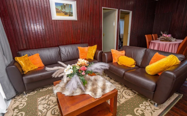 Stunning 3-bed House in Paramaribo Marie's Place