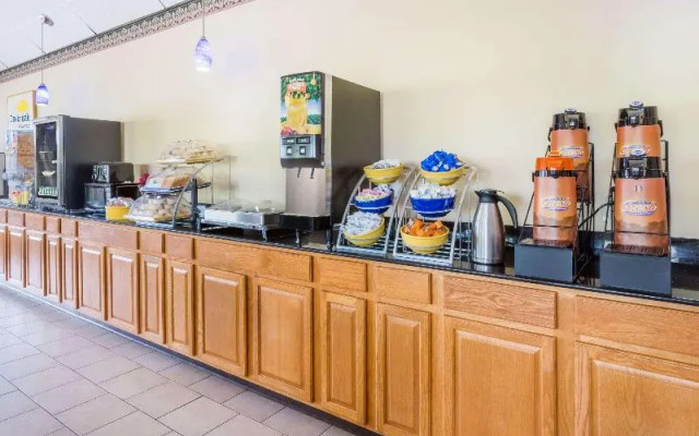 Days Inn Staunton South