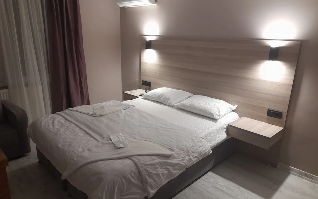 Moon Hotel Şirinevler