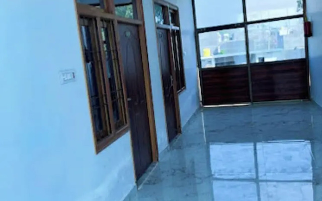 Hotel Ayodhya Dham Guest House Ayodhya