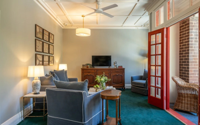 The Russell Boutique Hotel