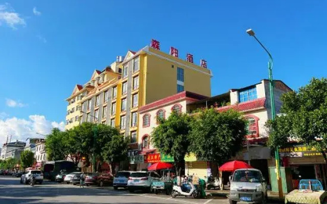 Shengweiyasenyang Hotel (Nongmo Lake Park Branch)