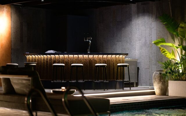 The Almin Hotel