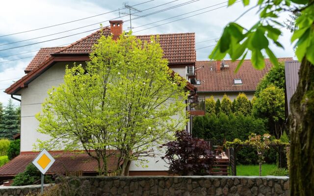 Family House Poreba Cracow by Renters