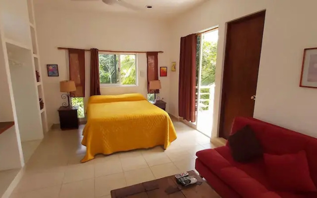 Mini Pini Birdwatching and Cenote Loft4 you Only