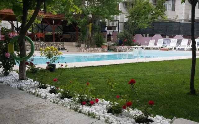 Sunrise Aya Hotel
